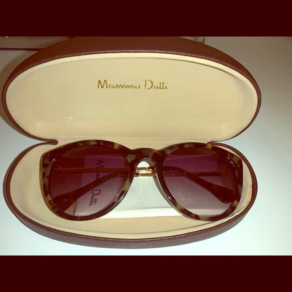 Massimo Dutti tortoise shell sunglasses